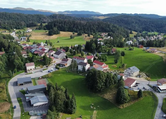 Chic & Champetre Au Coeur Du Haut-Jura