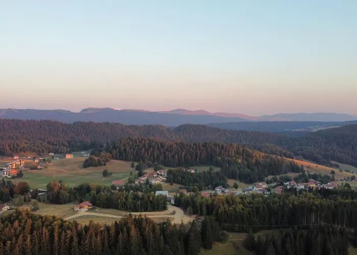 Chic & Champetre Au Coeur Du Haut-Jura